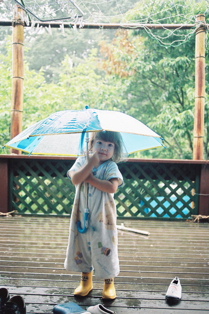 Young Etoile with umbrella in Japan, 2009